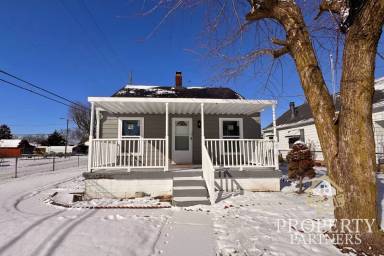 Main picture of 356 S Dearborn St