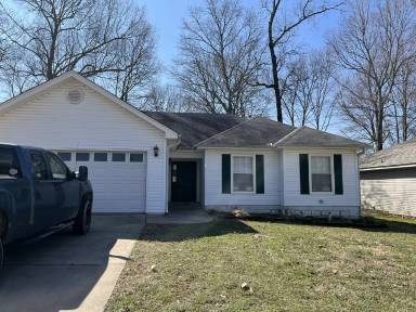 Main picture of 211 Rodney Guthrie Dr