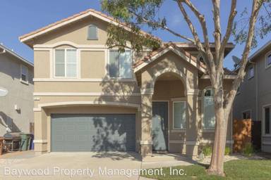 Main picture of 587 Scudero Cir