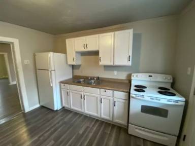 Main picture of 412 W Atlantic St