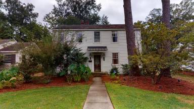 Main picture of 1310 Woodward Ave