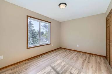 Main picture of 9172 Comstock Ln N