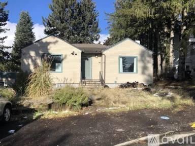 Main picture of 1200 NE McGee St