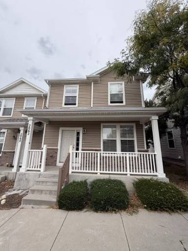 Main picture of 2062 Creekridge Pt