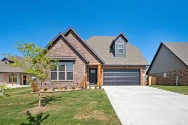 Main picture of 4603 SW Elderwood St