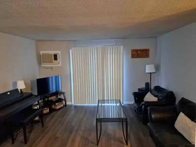 Main picture of 189N Capitol Hill Dr