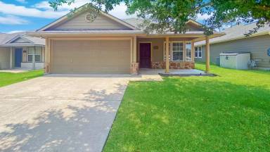 Main picture of 1014 Crested Point Dr