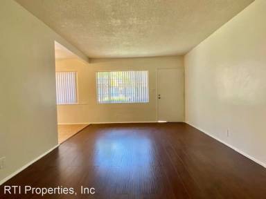 Main picture of 2126 W El Segundo Blvd