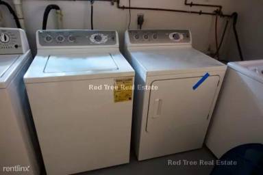 Main picture of 147 Brook St