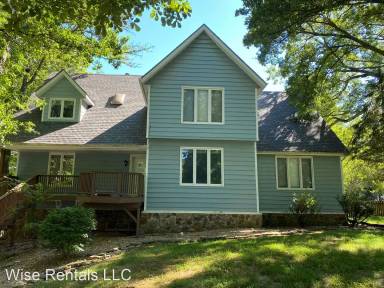 Main picture of 4336 E Linwood St
