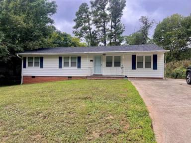 Main picture of 716 Magness Dr