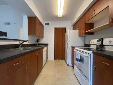 Main picture of 2662 NW 33rd St