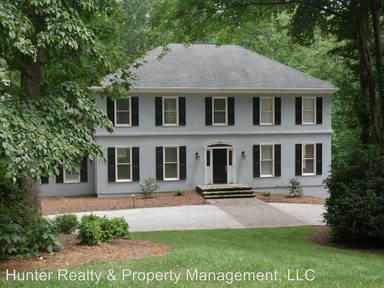 Main picture of 815 Buttonwood Dr