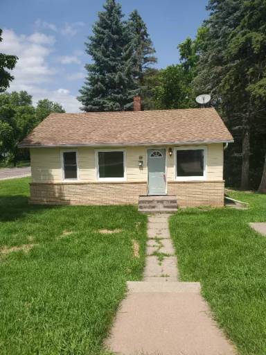 Main picture of 640 5th Ave SW