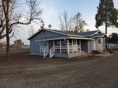 Main picture of 3321 Sun Ave