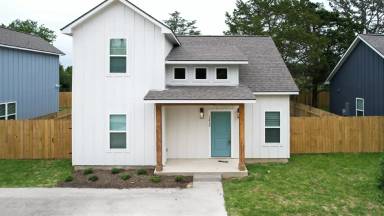 Main picture of 1413 Scott St