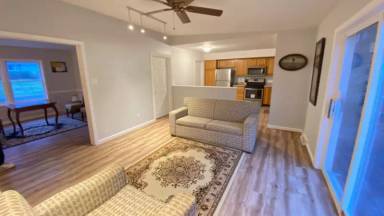 Main picture of 485 W Woods Rd