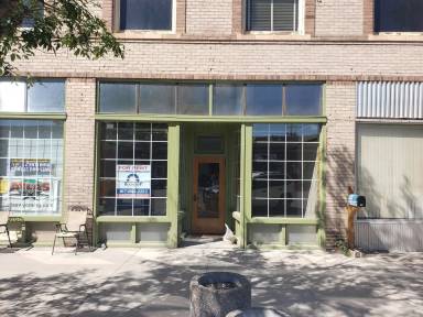 Main picture of 108 N 5th St