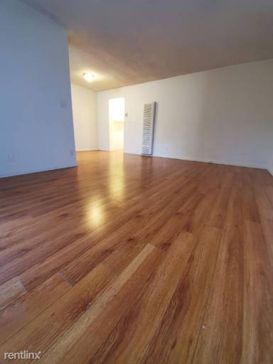 Main picture of 2000 Alberta Ave