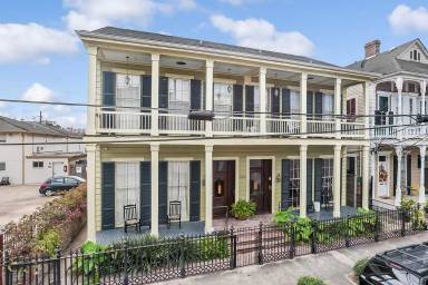 Main picture of 1520 Saint Mary St