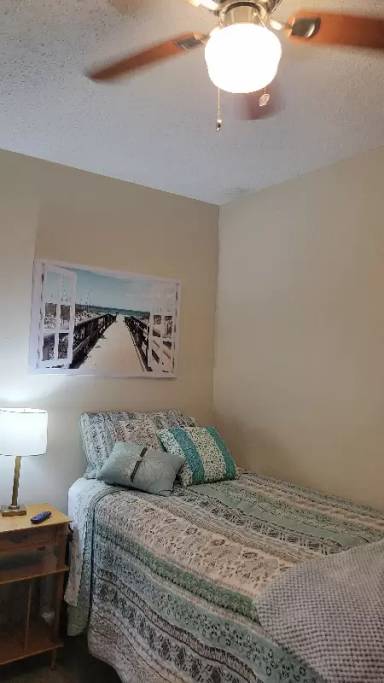 Main picture of 9582 118th St