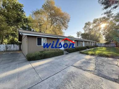 Main picture of 1211 Ledwich Ave