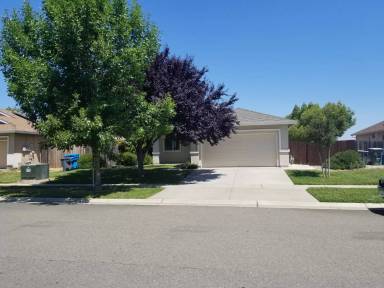 Main picture of 2221 Roberta Ave