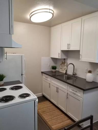 Main picture of 2412 Q St