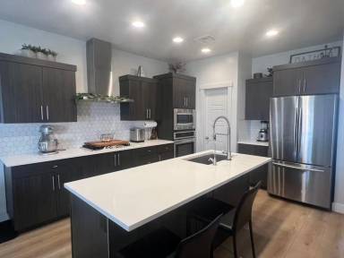 Main picture of 2148 E Mountain Trl