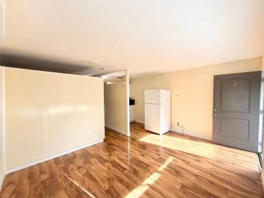 Main picture of 5233 Brooklyn Ave NE