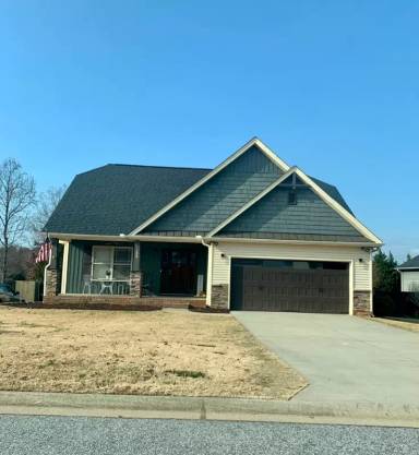 Main picture of 109 Crimson Glory Way