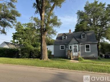 Main picture of 420 Ridgeland Ave