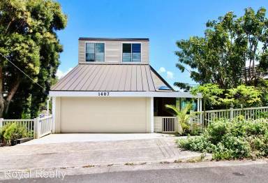 Main picture of 1407 Ala Iolani St