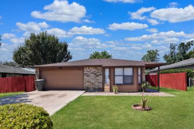 Main picture of 304 Carly Dr