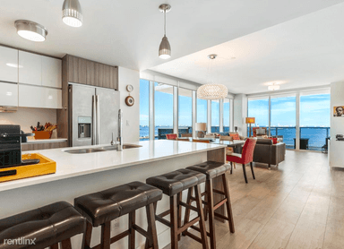 Main picture of Bay House Miami