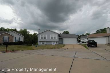 Main picture of 215 Goldeneye Ct