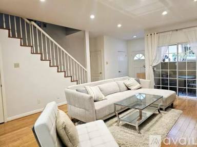 Main picture of 4080 Tujunga Ave