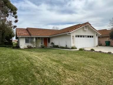 Main picture of 924 Torrey Pines Dr