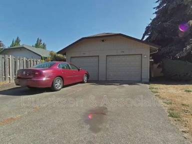 Main picture of 1730 23rd Ct SE