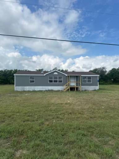 Main picture of 370 Lorena Meadows Dr