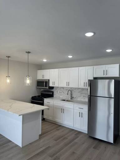 Main picture of 129 Sheridan Ave