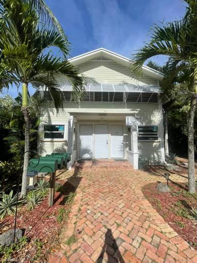 Main picture of 310 N Ocean Breeze