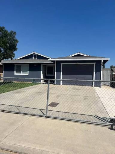 Main picture of 8778 Almond Ave