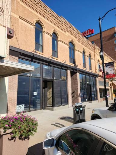 Main picture of 618 Saint Joseph St