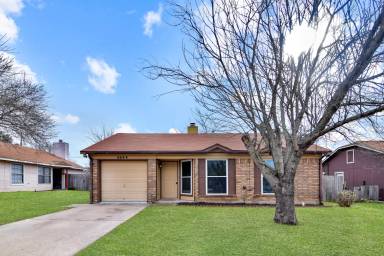 Main picture of 2604 Hemlock Dr