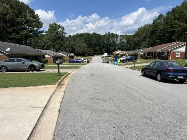 Main picture of 3420 Southgate Trl SE