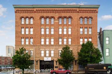 Main picture of 309 S 4th St