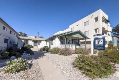 Main picture of 3811 W Verdugo Ave