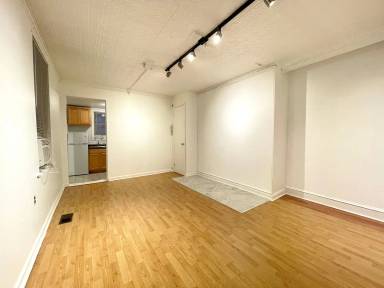 Main picture of 1707 Spruce St