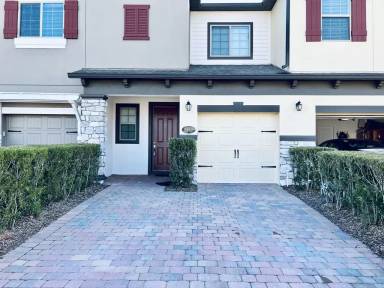 Main picture of 2917 Econ Landing Blvd